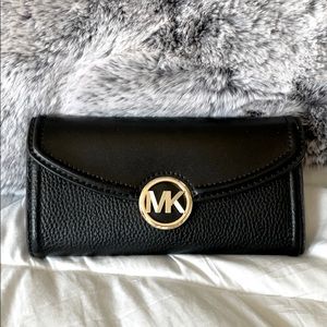 Michael Kors Fulton Black Leather Wallet